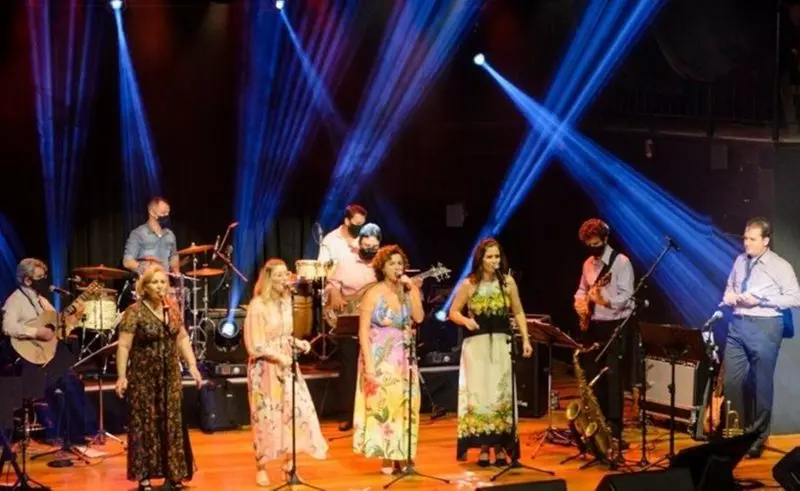 Stagium 10